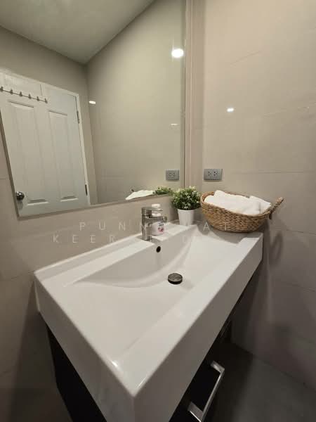 The Sky Sukhumvit, Bangkok, 103-4 Sukhumvit Road, Bang Na Nuea, Bang Na, Bangkok, 1 Bedroom, 34 sqm, Condo For Rent, by Najawa Salae, 500269430 - DDproperty.com
