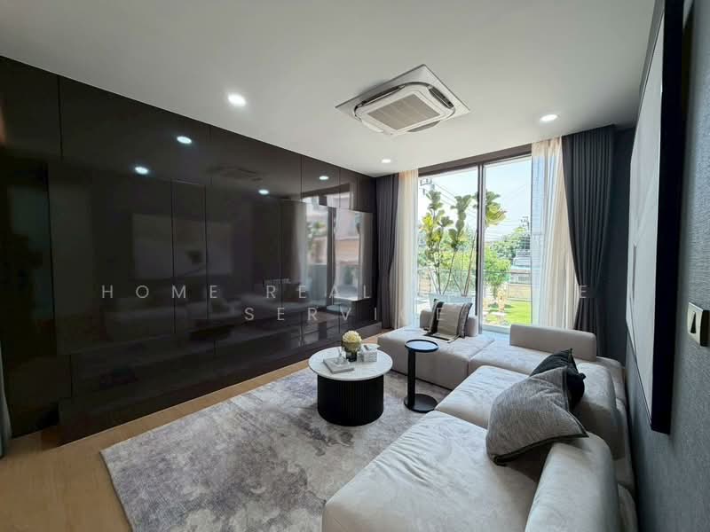 Preecha Ramkhamhaeng - Krungthep Kreetha, Bangkok, Khlong Song Ton Nun, Lat Krabang, Bangkok, 4 Bedrooms, 400 sqm, Single Detached House For Sale, by HOME Real Estate Service, 500269433 - DDproperty.com