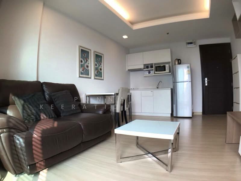 Thru Thonglor, Bangkok, Petchaburi Road, Bang Kapi, Huai Khwang, Bangkok, 1 Bedroom, 39 sqm, Condo For Rent, by Punnawat Keeratidusitroj, 500269444 - DDproperty.com