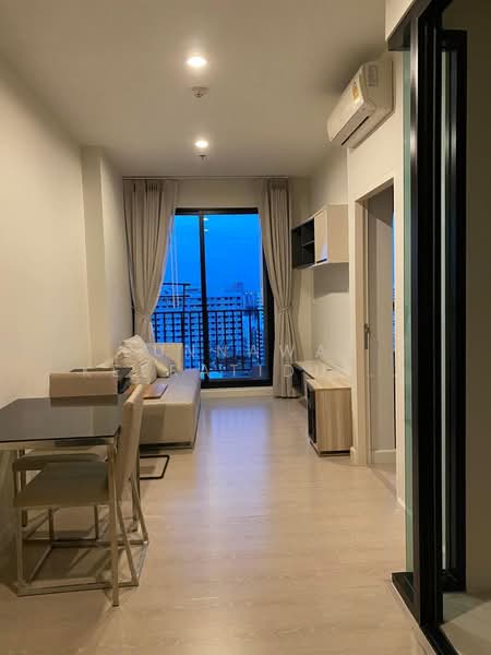 The Niche Pride Thonglor-Phetchaburi, Bangkok, New Petchaburi Road, Bang Kapi, Huai Khwang, Bangkok, 1 Bedroom, 35 sqm, Condo For Rent, by Najawa Salae, 500269468 - DDproperty.com