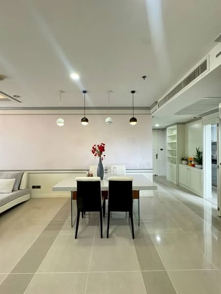 Supalai Wellington, Bangkok, Thiam Ruammit Road, Huai Khwang, Huai Khwang, Bangkok, 2 Bedrooms, 87 sqm, Condo For Sale, by Thawatchai Methawongworakul, 500269527 - DDproperty.com