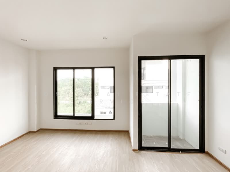 Phumsiri Townhome Sridan 22, Samut Prakan, Bang Kaeo, Bang Plee, Samut Prakan, 4 Bedrooms, 190 sqm, Townhouse For Sale, by HOME Real Estate Service, 500269539 - DDproperty.com