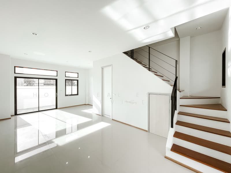 Phumsiri Townhome Sridan 22, Samut Prakan, Bang Kaeo, Bang Plee, Samut Prakan, 4 Bedrooms, 190 sqm, Townhouse For Sale, by HOME Real Estate Service, 500269539 - DDproperty.com