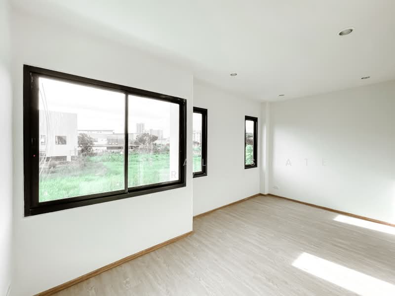 Phumsiri Townhome Sridan 22, Samut Prakan, Bang Kaeo, Bang Plee, Samut Prakan, 4 Bedrooms, 190 sqm, Townhouse For Sale, by HOME Real Estate Service, 500269539 - DDproperty.com