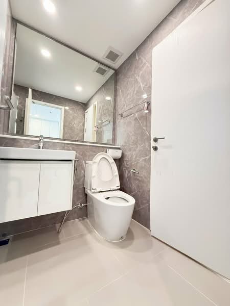 Mazarine Ratchayothin, Bangkok, Soi Phahonyothin 30, Phahonyothin Road, Chan Kasem, Chatuchak, Bangkok, 1 Bedroom, 42 sqm, Condo For Rent, by Pafhun  Detnopmani , 500269547 - DDproperty.com