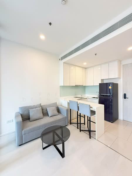 Mazarine Ratchayothin, Bangkok, Soi Phahonyothin 30, Phahonyothin Road, Chan Kasem, Chatuchak, Bangkok, 1 Bedroom, 42 sqm, Condo For Rent, by Pafhun  Detnopmani , 500269547 - DDproperty.com
