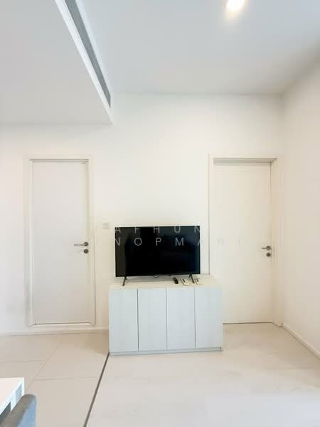 Mazarine Ratchayothin, Bangkok, Soi Phahonyothin 30, Phahonyothin Road, Chan Kasem, Chatuchak, Bangkok, 1 Bedroom, 42 sqm, Condo For Rent, by Pafhun  Detnopmani , 500269547 - DDproperty.com