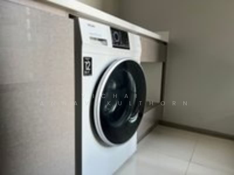 Life Asoke-Rama 9, Bangkok, 626 Asoke-Dindaeng Road, Makkasan, Ratchathewi, Bangkok, 2 Bedrooms, 47 sqm, Condo For Rent, by Vichai  Annavakulthorn, 500269577 - DDproperty.com