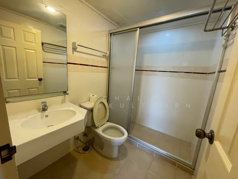 Lumpini Ville Cultural Center, Bangkok, Prachautid Road, Samsen Nok, Huai Khwang, Bangkok, 2 Bedrooms, 60 sqm, Condo For Rent, by Vichai  Annavakulthorn, 500269583 - DDproperty.com