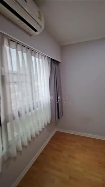 Lumpini Ville Phahol-Suthisarn, Bangkok, 23 Inthamara 2 Alley, Samsen Nai, Phaya Thai, Bangkok, 2 Bedrooms, 60 sqm, Condo For Rent, by Vichai  Annavakulthorn, 500269594 - DDproperty.com