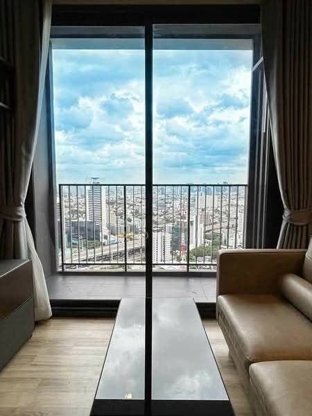 The Line Jatujak-Mochit, Bangkok, Phaholyothin Road, Jom Phon, Chatuchak, Bangkok, 1 Bedroom, 41 sqm, Condo For Rent, by Tanyanee Paorik, 500269622 - DDproperty.com