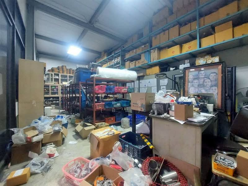 For Sale - โกดัง + สำนักงาน 2 ชั้น 259 ตร.ว. ซอยรามอินทรา95 ถนนรามอินทรา, Bangkok