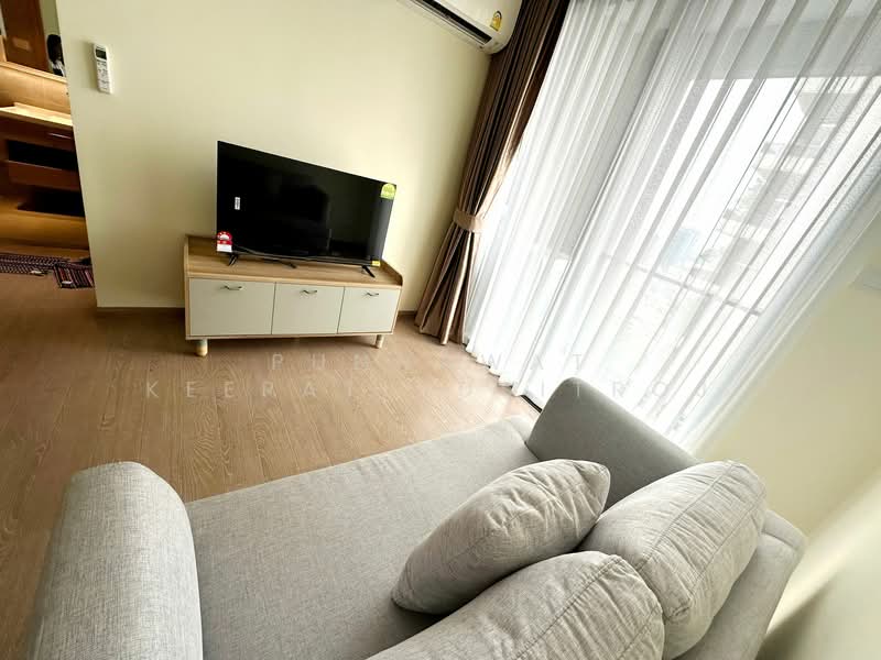 Regal Sathon-Naradhiwas, Bangkok, Naradhiwas Rajanagarindra Road, Thung Maha Mek, Sathon, Bangkok, 1 Bedroom, 33 sqm, Condo For Rent, by Punnawat Keeratidusitroj, 500269655 - DDproperty.com
