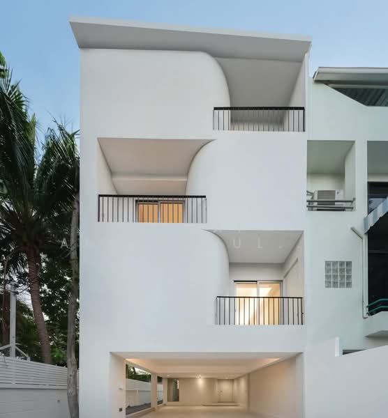 ให้เช่า - บ้านแฝด 2-ห้องนอน, กรุงเทพ