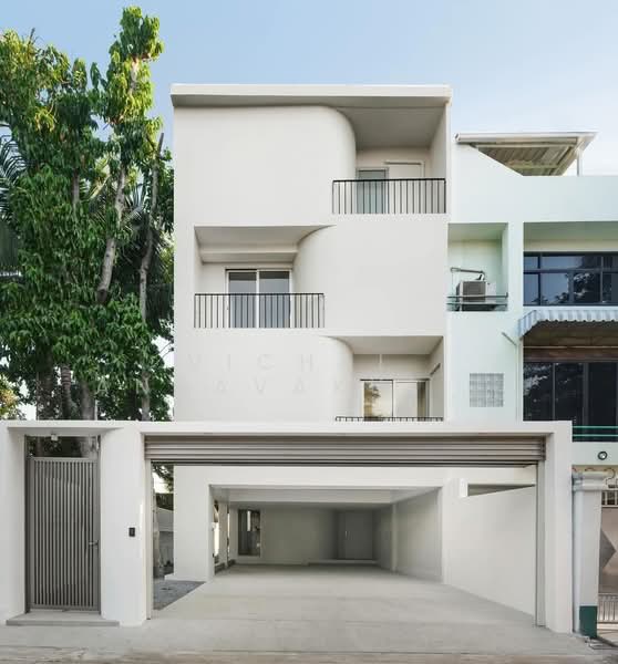 ให้เช่า - บ้านแฝด 2-ห้องนอน, กรุงเทพ