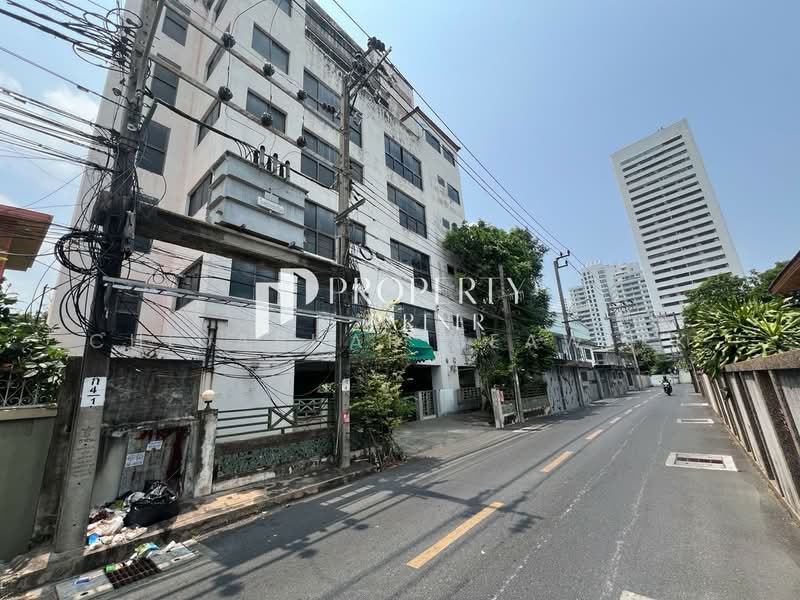 Apartment Soi Ekkamai 10, Bangkok, สุขุมวิท, Phra Kanong Nua, Watthana, Bangkok, , 1,400 sqm, Business For Sale, by Chidaphar Beawlek, 500269697 - DDproperty.com
