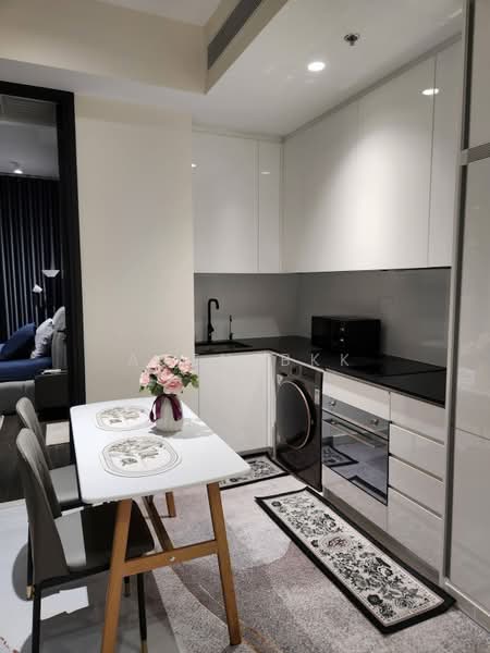 Tait Sathorn 12, Bangkok, Soi Sathorn 12, Sathorn Road, Silom, Bang Rak, Bangkok, 1 Bedroom, 49 sqm, Condo For Rent, by Agentbkk, 500269719 - DDproperty.com