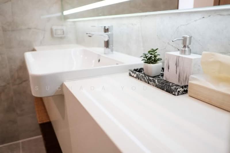 Noble Around Sukhumvit 33, Bangkok, 17 Soi Sukhumvit 33, Khlong Tan Nua, Watthana, Bangkok, 1 Bedroom, 44 sqm, Condo For Sale, by Suchada Yodyiem, 500269723 - DDproperty.com