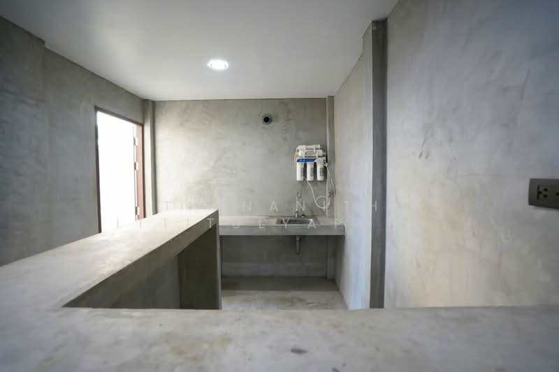 undefined, Bangkok, Lat Phrao, Lat Phrao, Bangkok, 3 Bedrooms, 200 sqm, Single Detached House For Rent, by Thananith Ittitulyapong, 500269779 - DDproperty.com