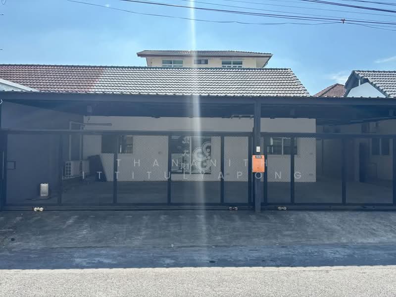 undefined, Bangkok, Lat Phrao, Lat Phrao, Bangkok, 3 Bedrooms, 200 sqm, Single Detached House For Rent, by Thananith Ittitulyapong, 500269779 - DDproperty.com