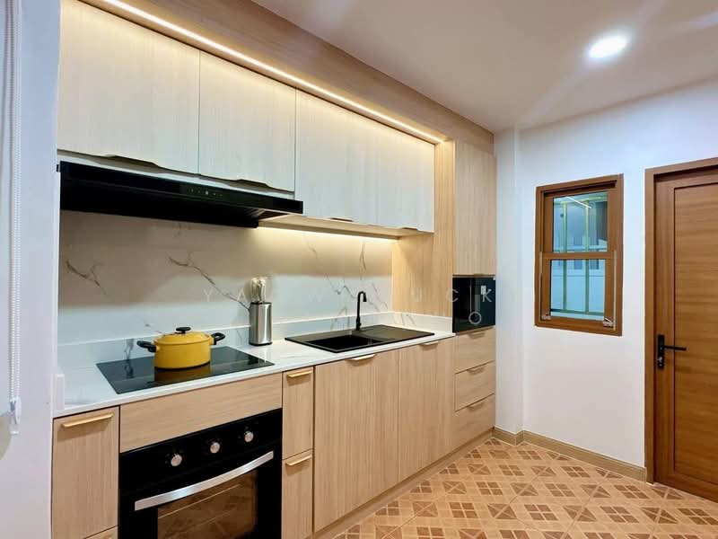 Park avenue Pattaya, Chon Buri (Pattaya), Bang Lamung, Bang Lamung (Pattaya), Chon Buri (Pattaya), 4 Bedrooms, 360 sqm, Villa For Sale, by Yaowaluck Sirinapho, 500269804 - DDproperty.com