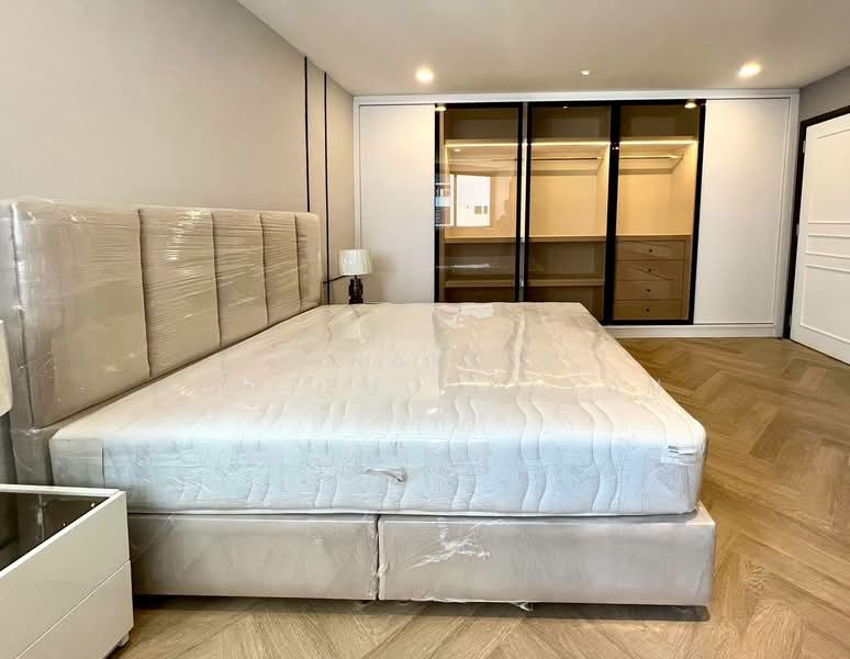 President Park Sukhumvit 24, Bangkok, 99 Sukhumvit 24 Alley, Khlongtoei Nua, Watthana, Bangkok, 3 Bedrooms, 223 sqm, Condo For Sale, by Tanakrit Chotbuddkayan, 500269814 - DDproperty.com