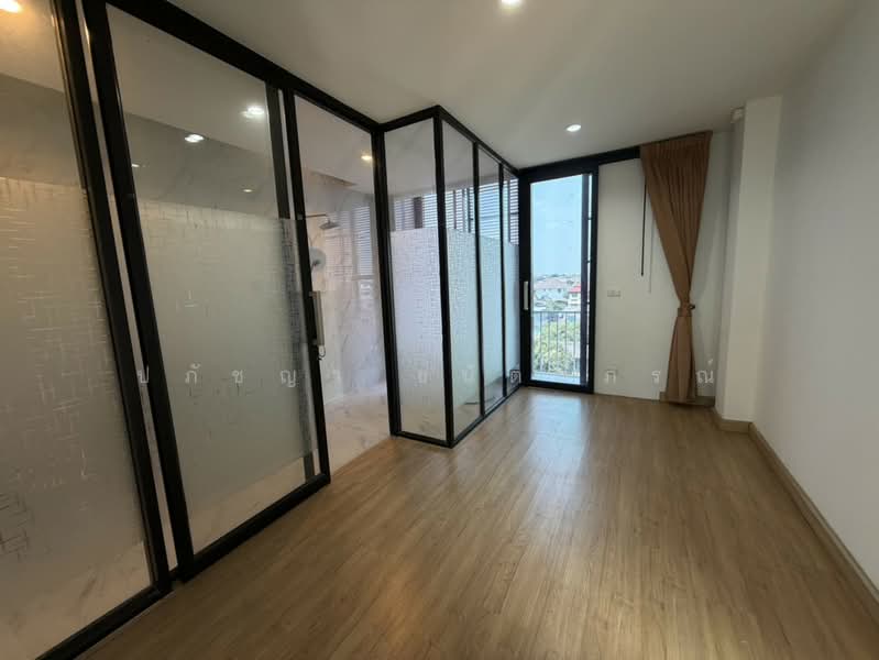 บ้านแฝด สร้างเอง ไม่มีส่วนกลาง สุขุมวิท 113, สมุทรปราการ, สำโรงเหนือ, เมืองสมุทรปราการ, สมุทรปราการ, 311 ตร.ม., บ้านแฝด ขาย, โดย ปภัชญา ธนัตถ์ภรณ์, 500269830 - DDproperty.com