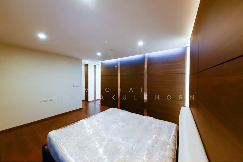 Lumpini Park View, Bangkok, Rama 4, Thung Maha Mek, Sathon, Bangkok, 2 Bedrooms, 100 sqm, Condo For Rent, by Vichai  Annavakulthorn, 500269850 - DDproperty.com