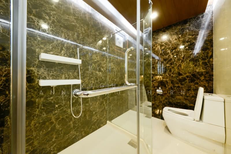 Lumpini Park View, Bangkok, Rama 4, Thung Maha Mek, Sathon, Bangkok, 2 Bedrooms, 100 sqm, Condo For Rent, by Vichai  Annavakulthorn, 500269850 - DDproperty.com