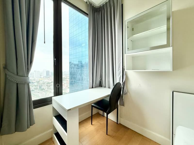 Equinox Phahol Vibha, Bangkok, 345 Paholyothin Road, Jom Phon, Chatuchak, Bangkok, 1 Bedroom, 40 sqm, Condo For Sale, by Tanakrit Chotbuddkayan, 500269860 - DDproperty.com