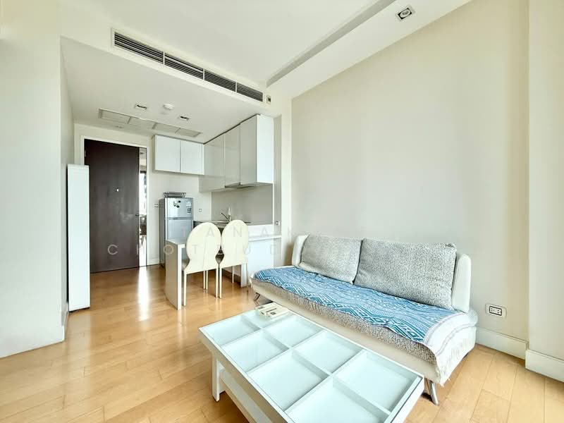 Equinox Phahol Vibha, Bangkok, 345 Paholyothin Road, Jom Phon, Chatuchak, Bangkok, 1 Bedroom, 40 sqm, Condo For Sale, by Tanakrit Chotbuddkayan, 500269860 - DDproperty.com