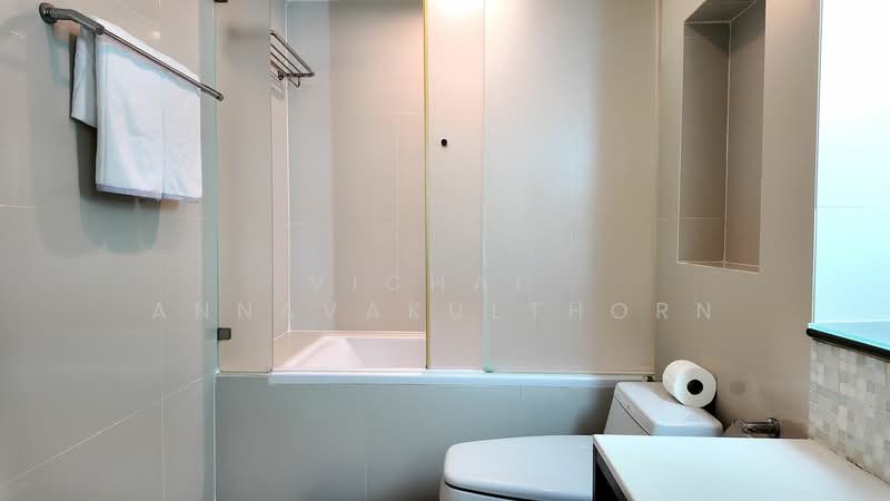 Charan Tower Residences by Aspira, Bangkok, 19 Soi Sukhumvit 43, Khlong Tan Nua, Watthana, Bangkok, 1 Bedroom, 55 sqm, Apartment For Rent, by Vichai  Annavakulthorn, 500269973 - DDproperty.com