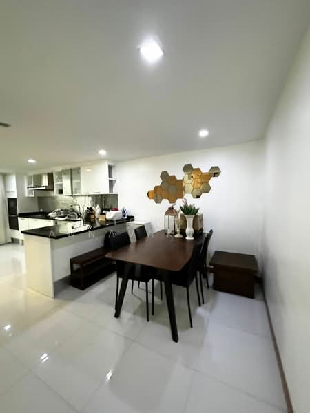 บ้าน 3-ห้องนอน, กรุงเทพ, คลองตันเหนือ, วัฒนา, กรุงเทพ, 200 ตร.ม., บ้านเดี่ยว ให้เช่า, โดย Vichai  Annavakulthorn, 500269990 - DDproperty.com