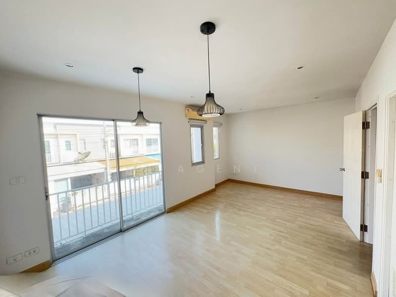 The Connect 22 Ramindra - Minburi, Bangkok, Suwinthawong Road, Min Buri, Min Buri, Bangkok, 3 Bedrooms, 120 sqm, Townhouse For Sale, by NR AGENT, 500270098 - DDproperty.com