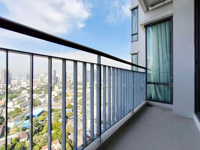 Rhythm Sukhumvit 42, Bangkok, Soi Sukhumvit 42, Sukhumvit Road, Phra Kanong, Khlong Toei, Bangkok, 1 Bedroom, 45 sqm, Condo For Rent, by Sutavee Chonlabud, 500270146 - DDproperty.com