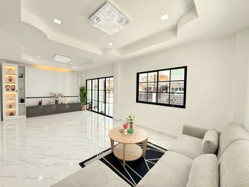 เอกกวิน, Bangkok, Bang Chun, Khlong Sam Wa, Bangkok, 5 Bedrooms, 150 sqm, Single Detached House For Sale, by ปภัชญา ธนัตถ์ภรณ์, 500270147 - DDproperty.com