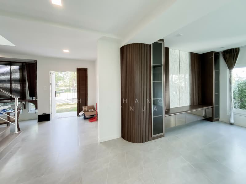 ขาย - Siwalee Bangna Km.13 : สีวลี บางนา กม.13, สมุทรปราการ