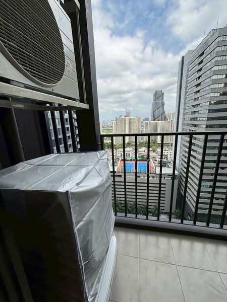 Nue District R9, Bangkok, 59 Rama 9 Road, Huai Khwang, Bangkok, 1 Bedroom, 30 sqm, Condo For Rent, by Najawa Salae, 500270189 - DDproperty.com