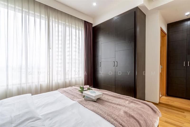 The Emporio Place, Bangkok, 93 Soi Sukhumvit 24, Sukhumvit Road, Khong Tan, Khlong Toei, Bangkok, 2 Bedrooms, 108 sqm, Condo For Sale, by Suchada Yodyiem, 500270216 - DDproperty.com