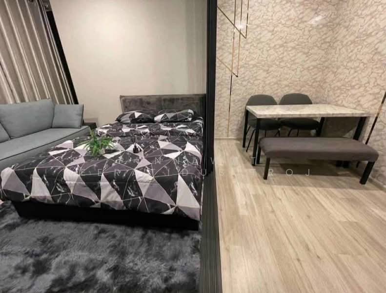 XT Huaikhwang, Bangkok, 244 Ratchadaphisek Road, Huai Khwang, Bangkok, 1 Bedroom, 30 sqm, Condo For Rent, by Najawa Salae, 500270273 - DDproperty.com