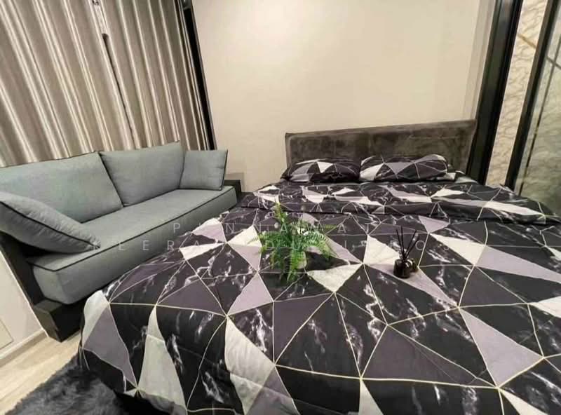 XT Huaikhwang, Bangkok, 244 Ratchadaphisek Road, Huai Khwang, Bangkok, 1 Bedroom, 30 sqm, Condo For Rent, by Najawa Salae, 500270273 - DDproperty.com