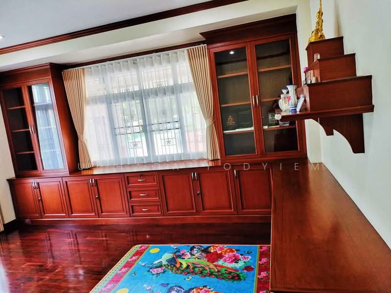 ขาย - บ้าน 3-ห้องนอน, กรุงเทพ