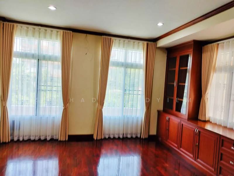 ขาย - บ้าน 3-ห้องนอน, กรุงเทพ