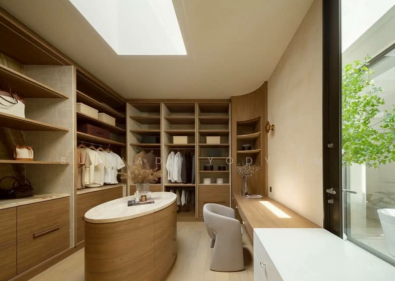 undefined, Bangkok, Lat Phrao, Lat Phrao, Bangkok, 4 Bedrooms, 810 sqm, Villa For Sale, by Suchada Yodyiem, 500270295 - DDproperty.com