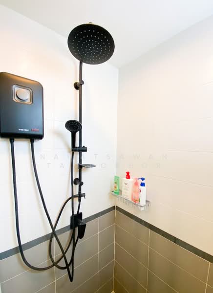 Baan Klang Muang Sukhumvit 77, Bangkok, Soi On Nut 17, Suan Luang, Suan Luang, Bangkok, 3 Bedrooms, 88 sqm, Townhouse For Sale, by Napatsawan Tamjorhor, 500270352 - DDproperty.com