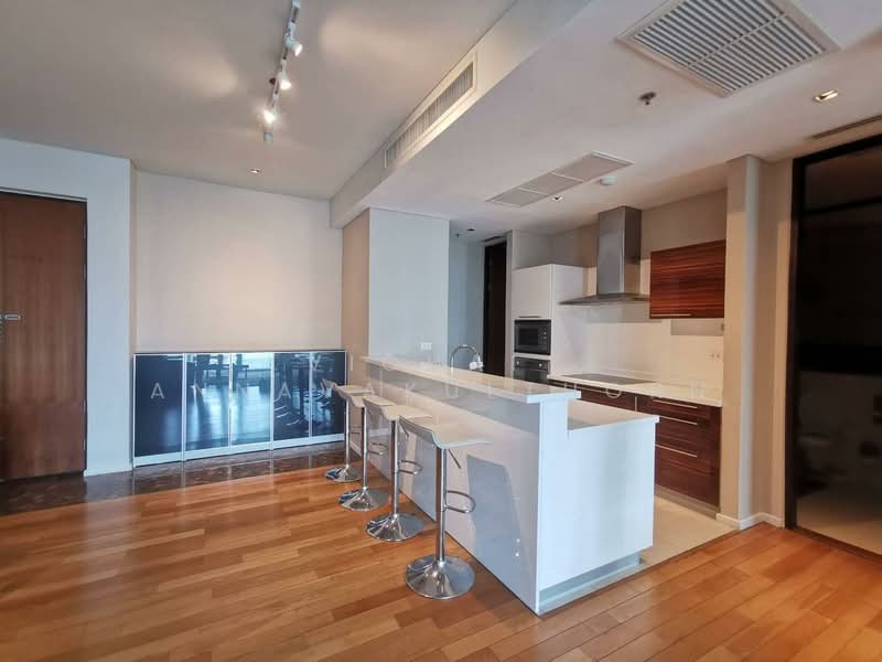 The Lakes, Bangkok, 123 Ratchadaphisek Road, Khlong Toei, Khlong Toei, Bangkok, 2 Bedrooms, 111 sqm, Condo For Rent, by Vichai  Annavakulthorn, 500270355 - DDproperty.com