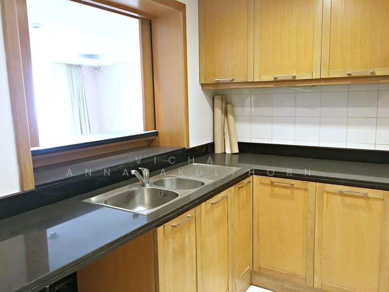 Somkid Gardens, Bangkok, Ploenchit, Lumphini, Pathum Wan, Bangkok, 3 Bedrooms, 251 sqm, Condo For Rent, by Vichai  Annavakulthorn, 500270359 - DDproperty.com