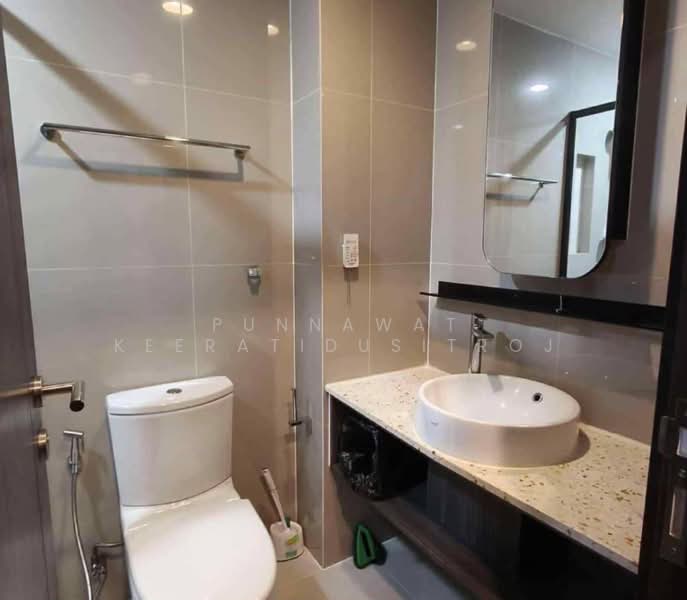 XT Huaikhwang, Bangkok, 244 Ratchadaphisek Road, Huai Khwang, Bangkok, 1 Bedroom, 30 sqm, Condo For Rent, by Najawa Salae, 500270362 - DDproperty.com