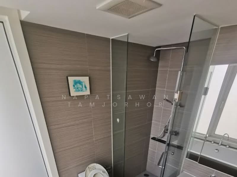 Siri At Sukhumvit, Bangkok, 902 Sukhumvit Road, Phra Kanong, Khlong Toei, Bangkok, 2 Bedrooms, 73 sqm, Condo For Rent, by Napatsawan Tamjorhor, 500270390 - DDproperty.com