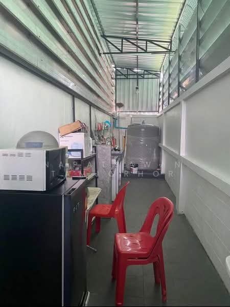 2-BR House, Bangkok, Bang Wa, Phasi Charoen, Bangkok, 2 Bedrooms, 750 sqm, Single Detached House For Sale, by Napatsawan Tamjorhor, 500270394 - DDproperty.com